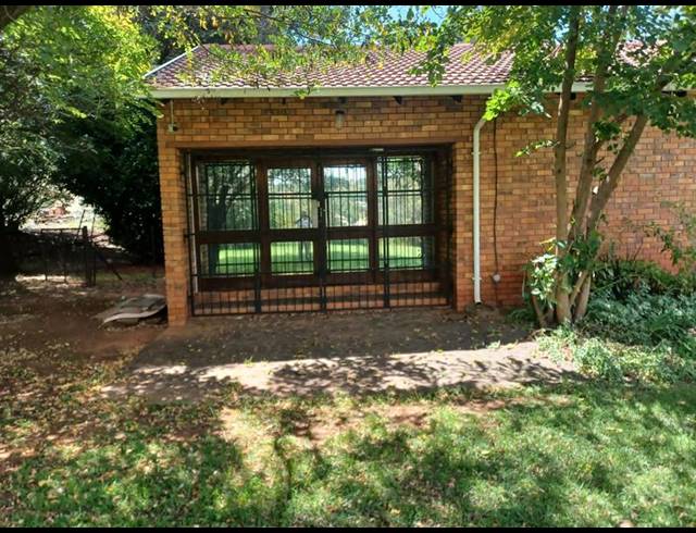 BUSINESS FOR SALE IN QUELLERINA